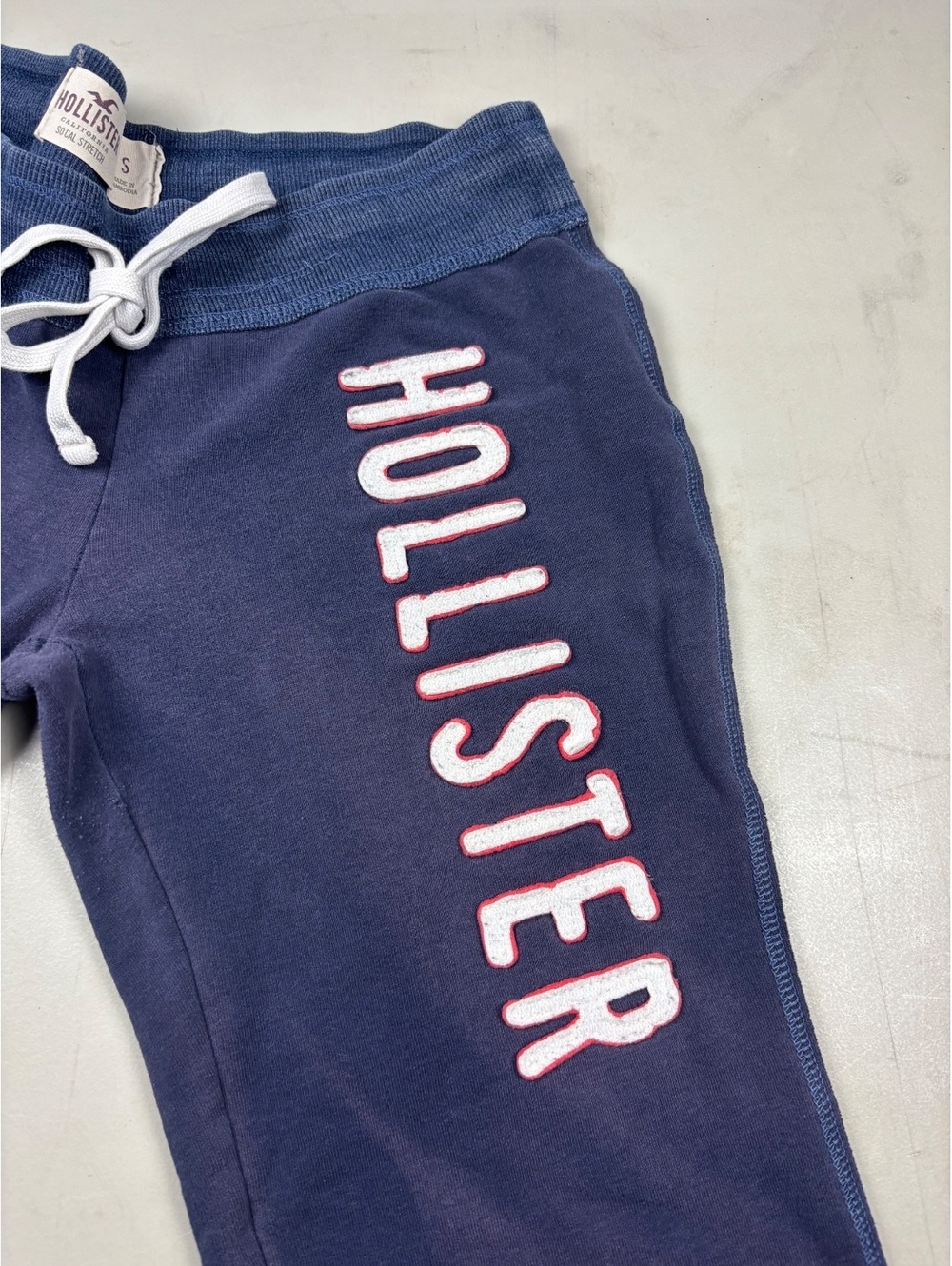 Hollister Y2K SoCal Stretch Sweatpants - Picture 3 of 4